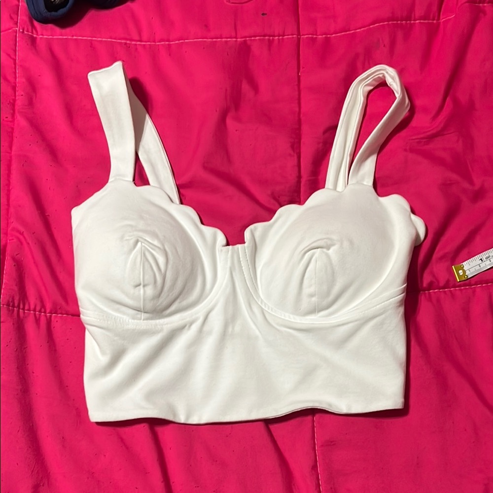 Express white crop top with padded bra nwt size xs